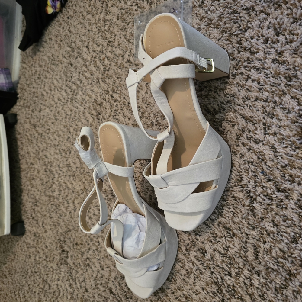Elegant White Women's Sandals
